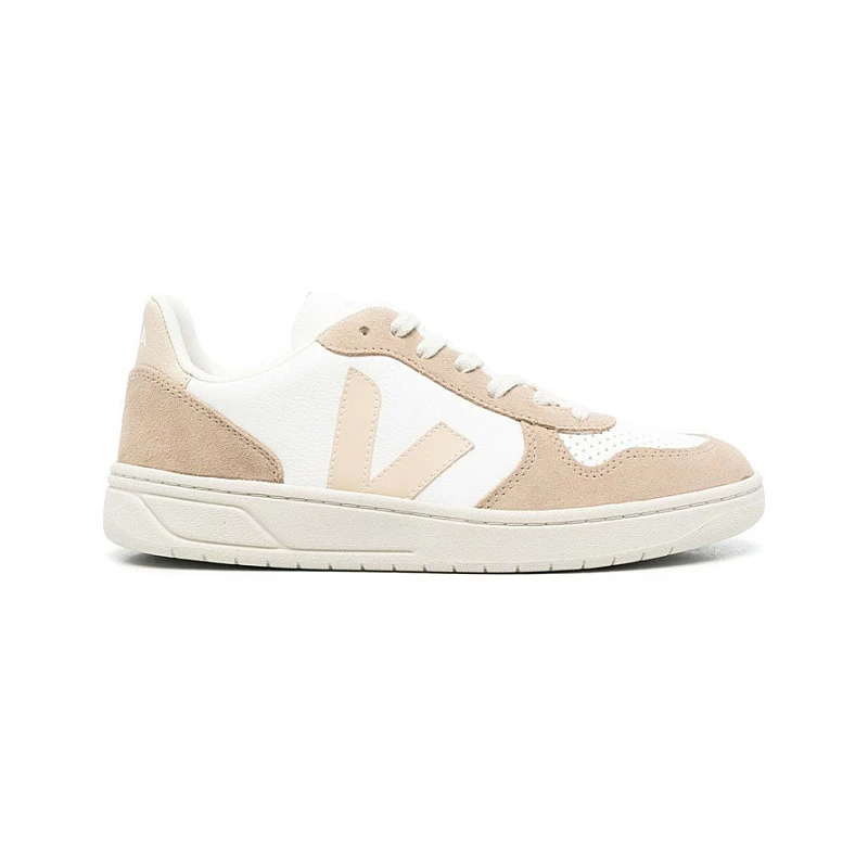 VEJA V 10 Chrome Leather 3 VEJA V 10 Chrome Leather